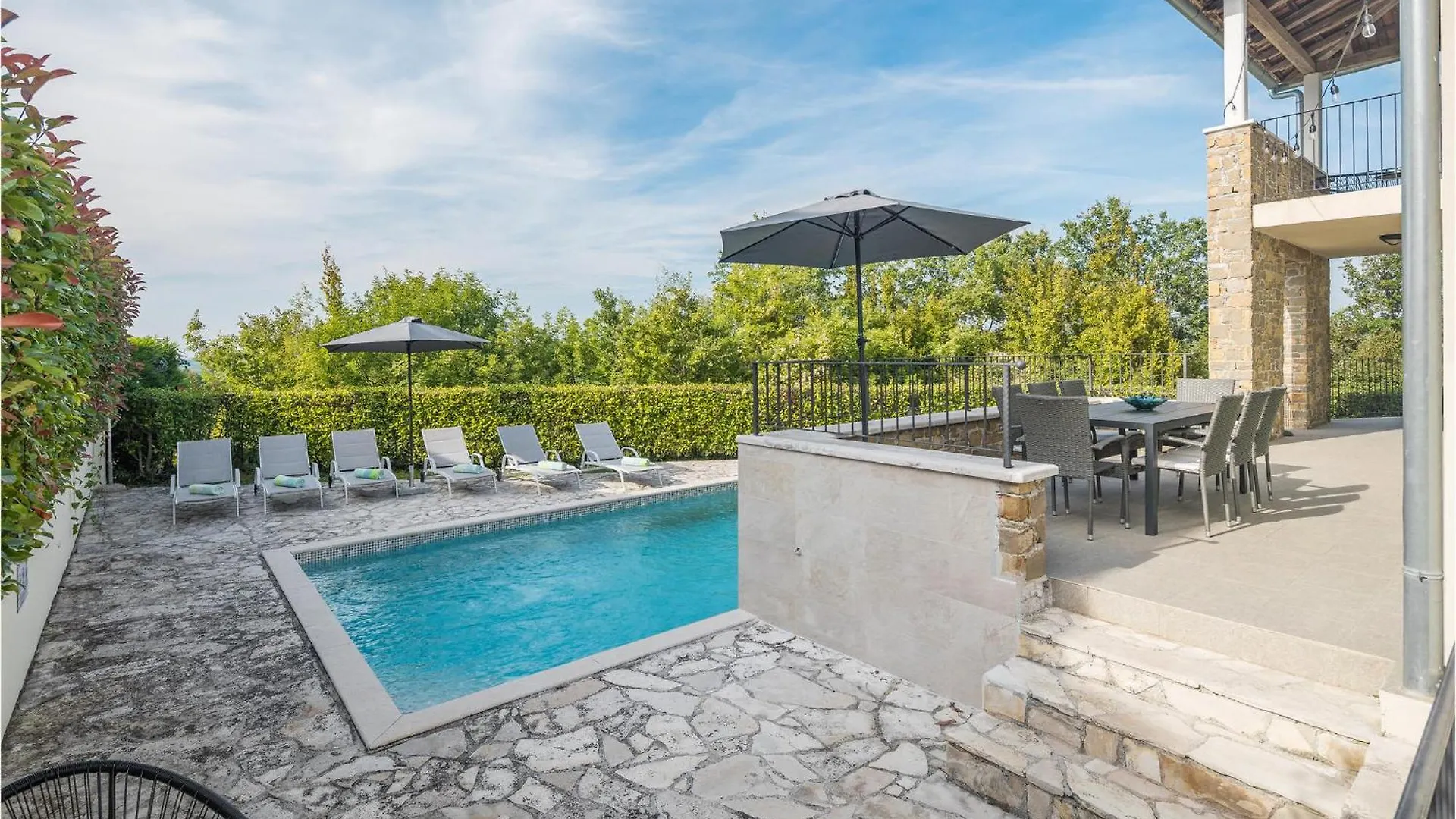 4 Bedroom Gorgeous Home In Baredine Donje Baredine 0*,  Croatie